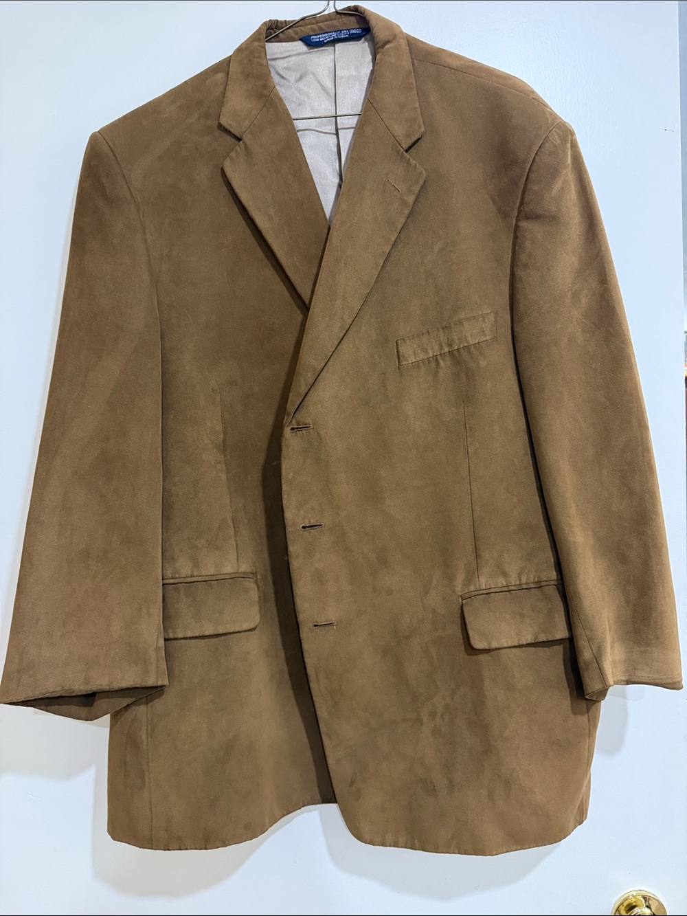 Roundtree & Yorke Men's Vintage Suede Sport Coat in Tan Brown